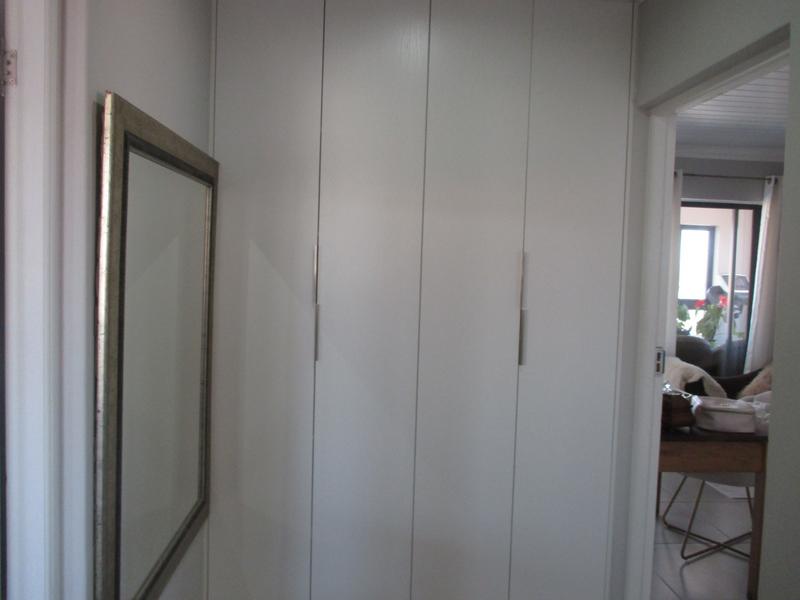 To Let 3 Bedroom Property for Rent in Dana Bay Western Cape